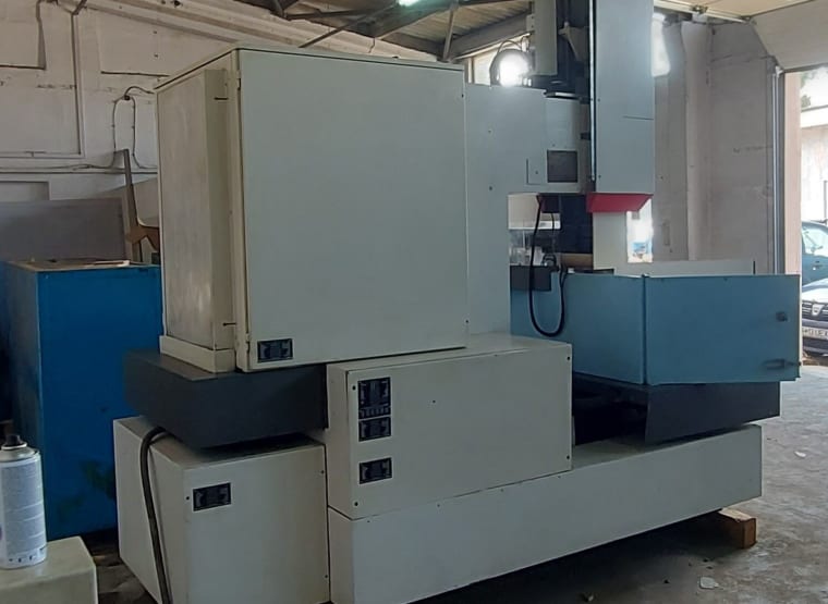 AGIE Agietron Compact 3 Die sinking edm machine