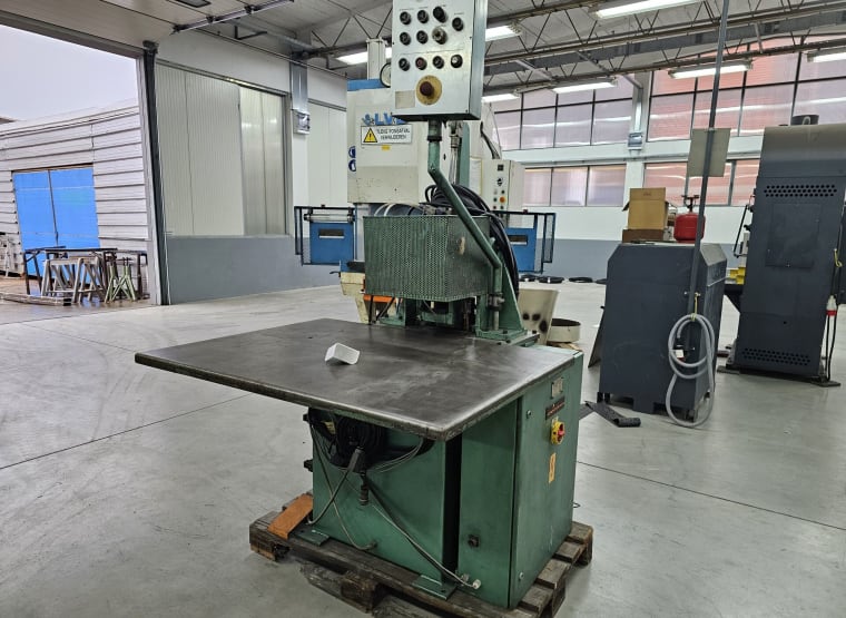 ALFRED KOHLER Corner Welding Machine