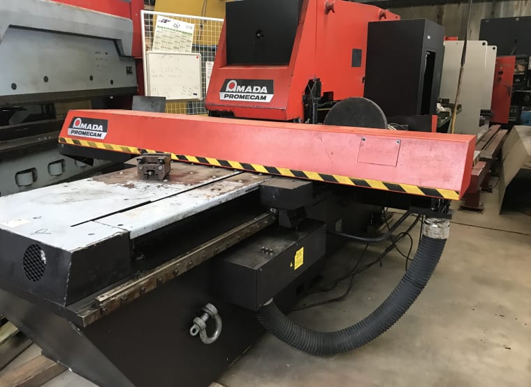 AMADA ARIES 245 Punching machine