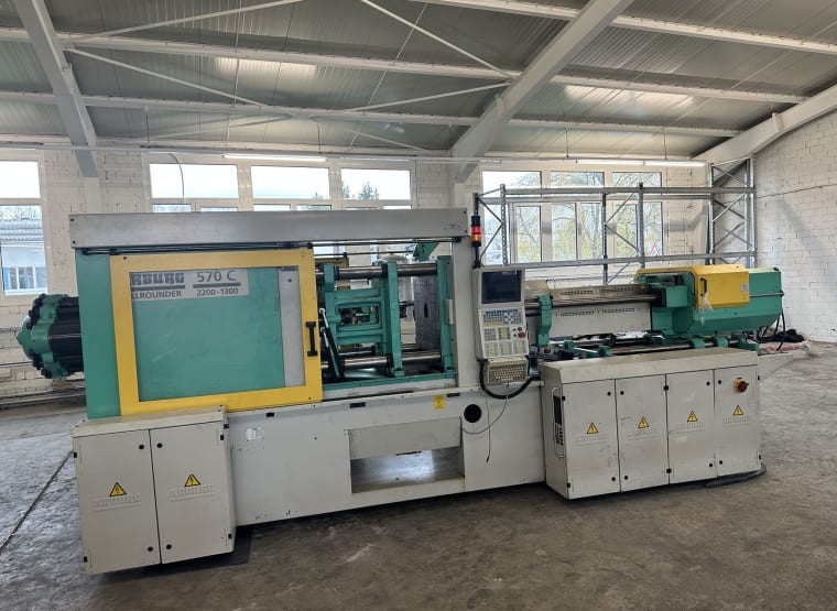 ARBURG ALLROUNDER 570 C 2200-1300 Injection Moulding Machine