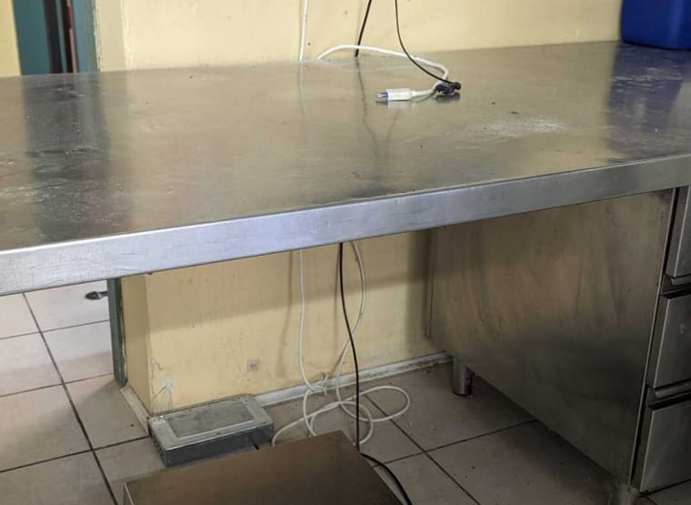 AVERY WEIGH-TRONICS E1005 Industrial Scale