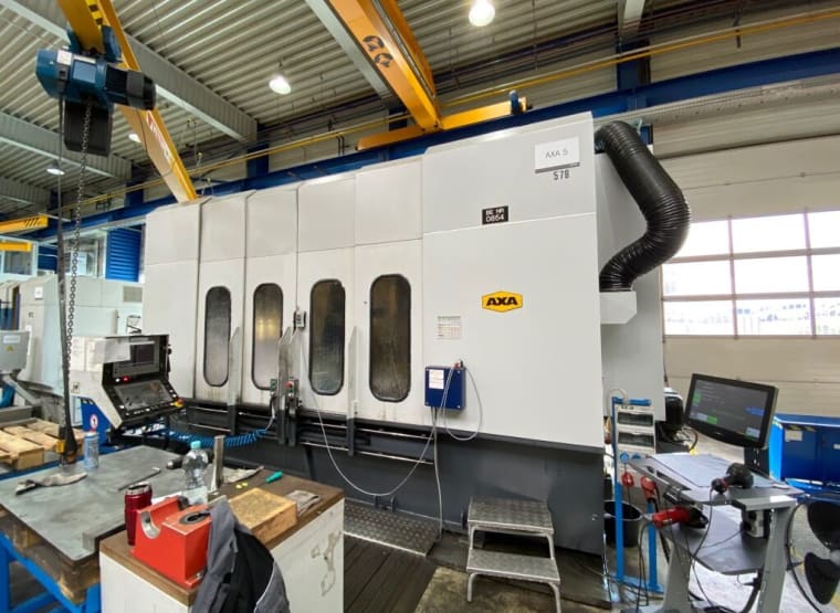 AXA VSC 3 M machining center