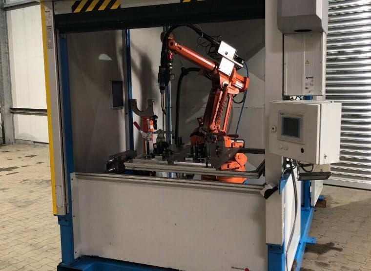 BERGMANN & STEFFEN robot welding cell