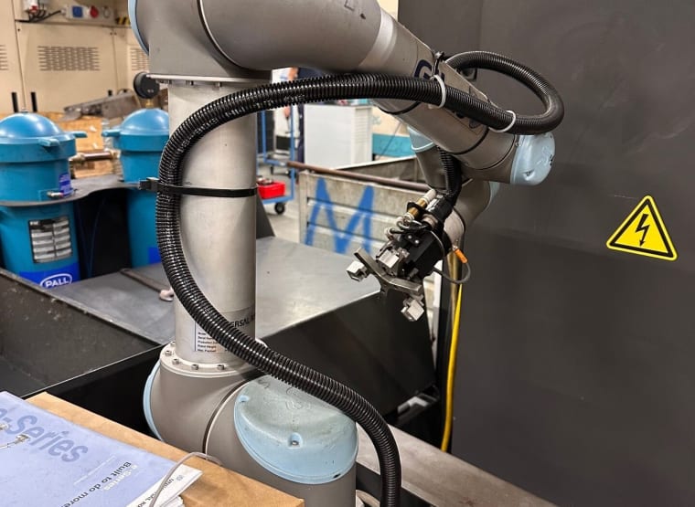 COBOT UR5CB1 Industrial Robot