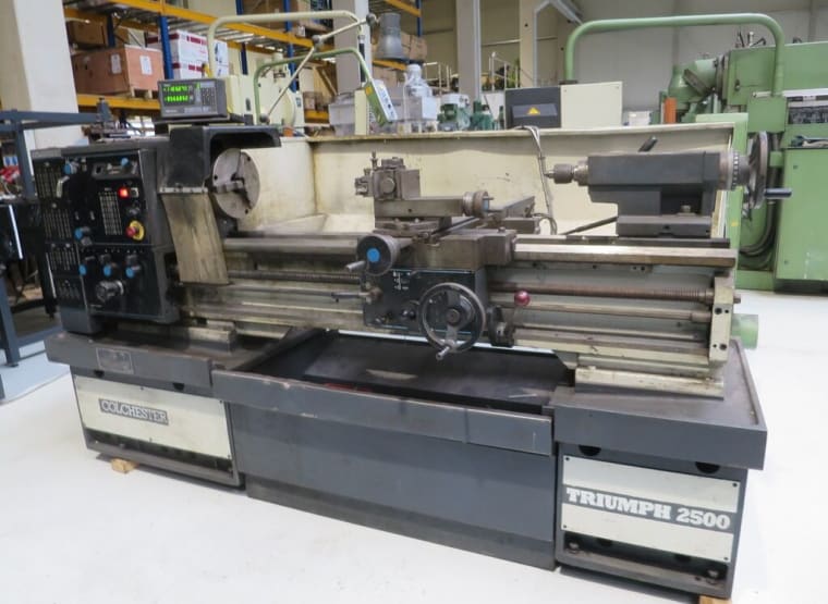 COLCHESTER Triumph 2500 Center lathe