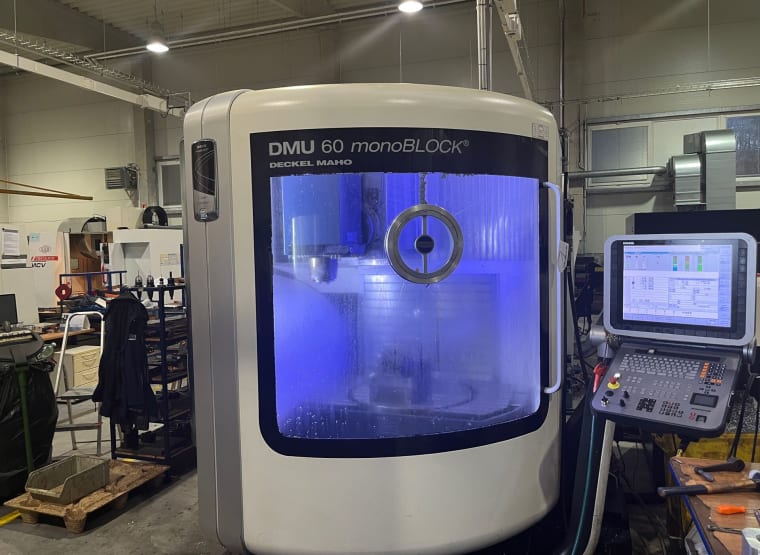 DECKEL MAHO DMU 60 monoBLOCK 5 Axis Machining Center