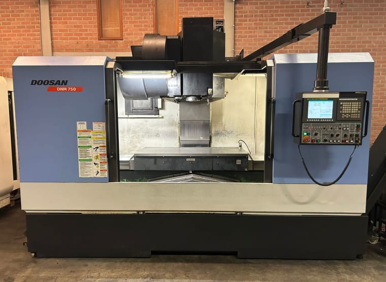 DOOSAN DNM 750 Vertical Machining Centre