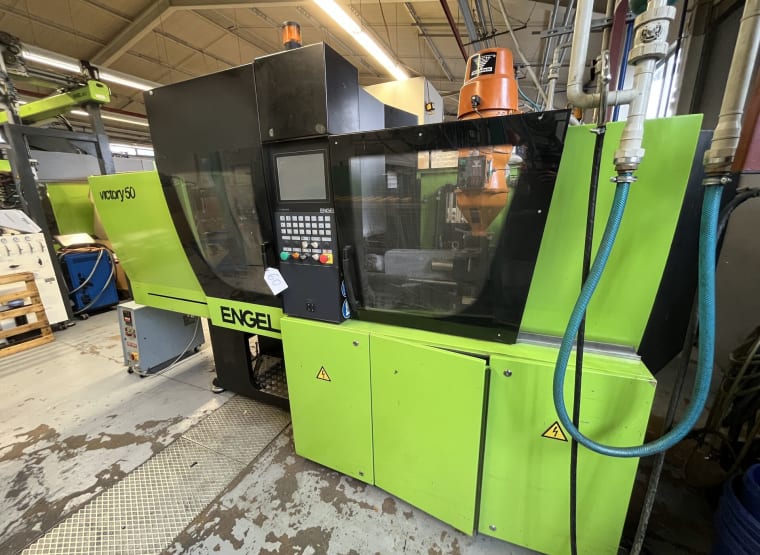 ENGEL VICTORY 200/50 FOCUS Injection Moulding Machine