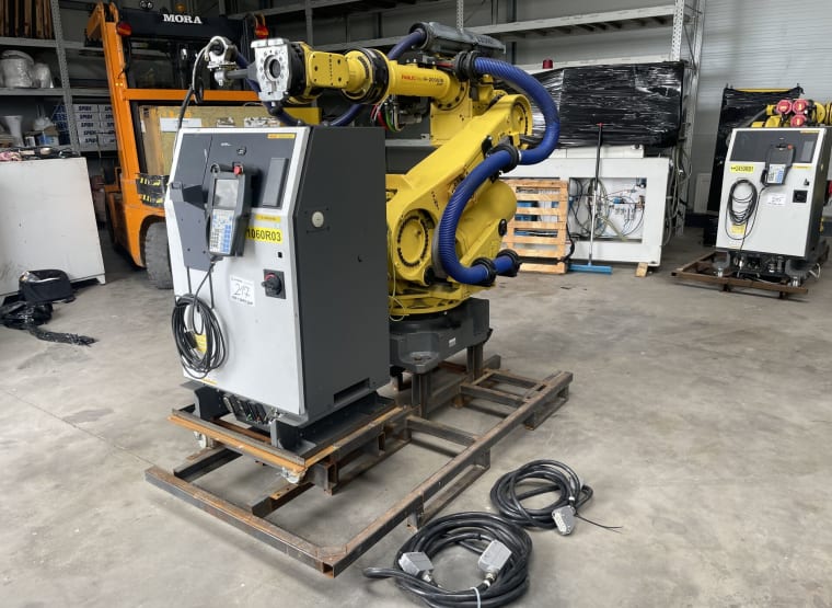 FANUC R-2000iB/250F Industrial Robot with Cables