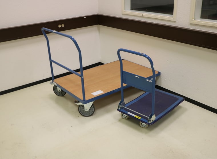 FETRA 2 material transport trolleys