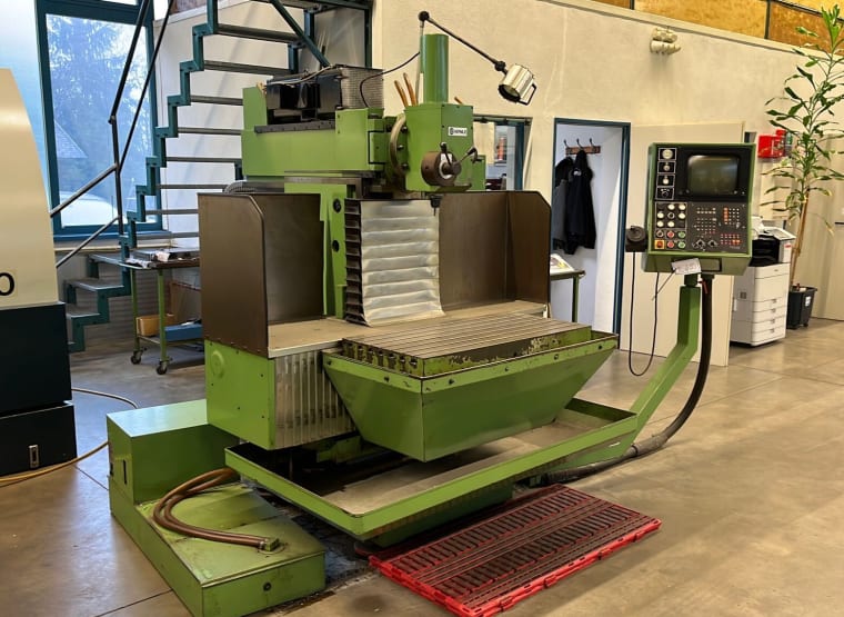 HERMLE UWF 1000 tool milling machine