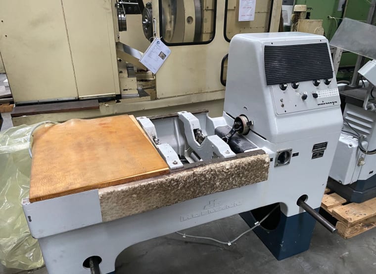 HOFMANN E-O-RE Balancing Machine