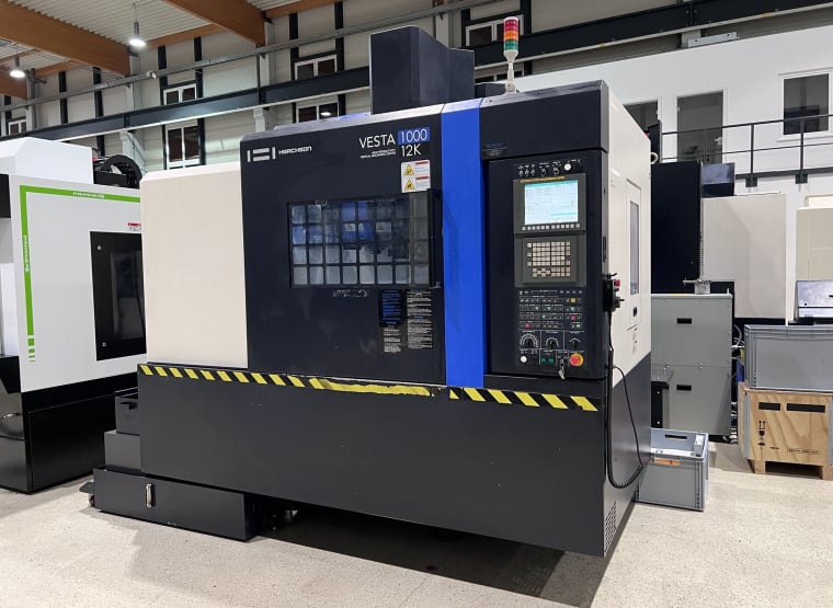 HWACHEON VESTA 1000 3-Axis machining centre