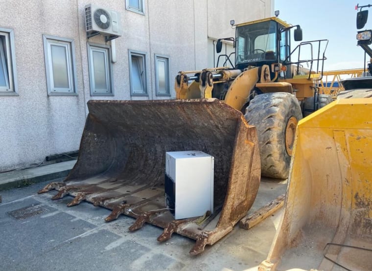 HYUNDAI HL 780-3 Loader