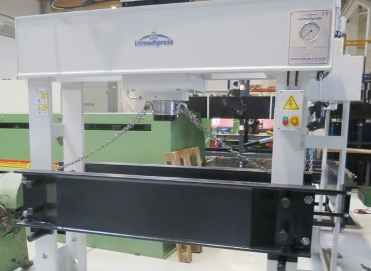 INTEMACH HD 200 - 1500 workshop press