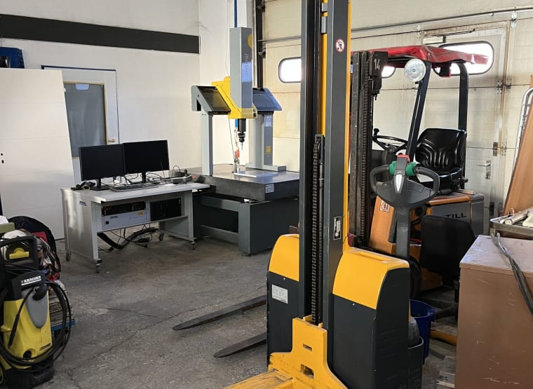 JUNGHEINRICH EMC 110 Electric pallet truck