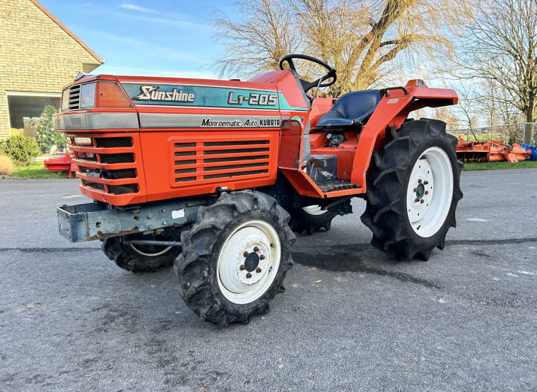 KUBOTA Sunshine L1-205 Tractor