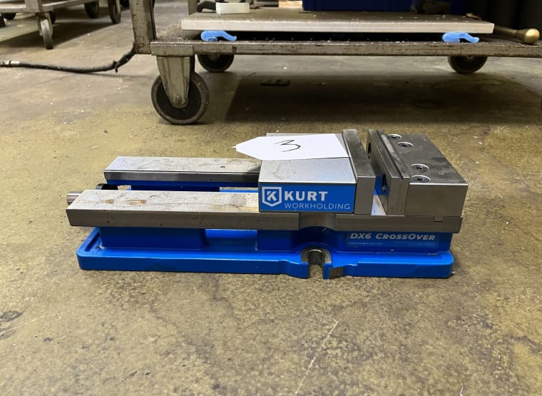KURT DX6 CROSSOVER Machine vice