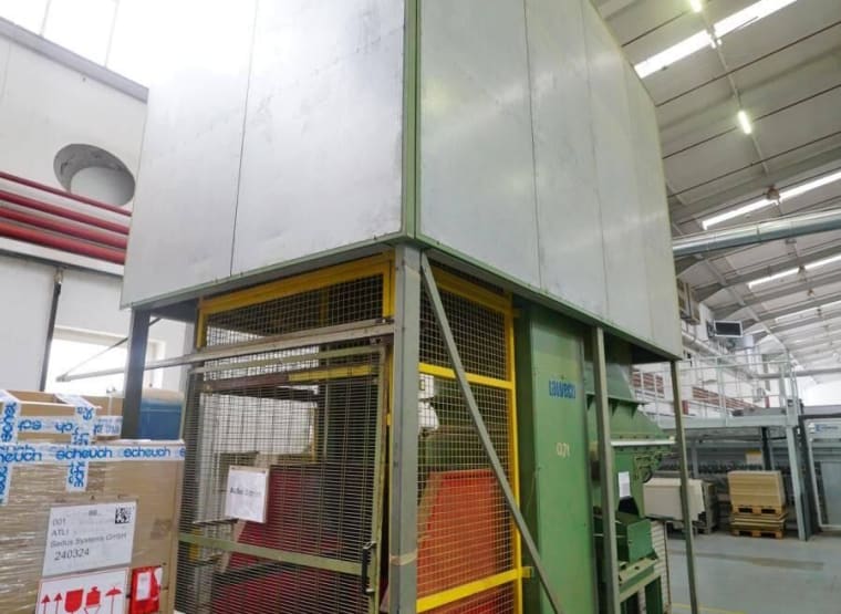 LAWECO Lifting and Tilting Elevator