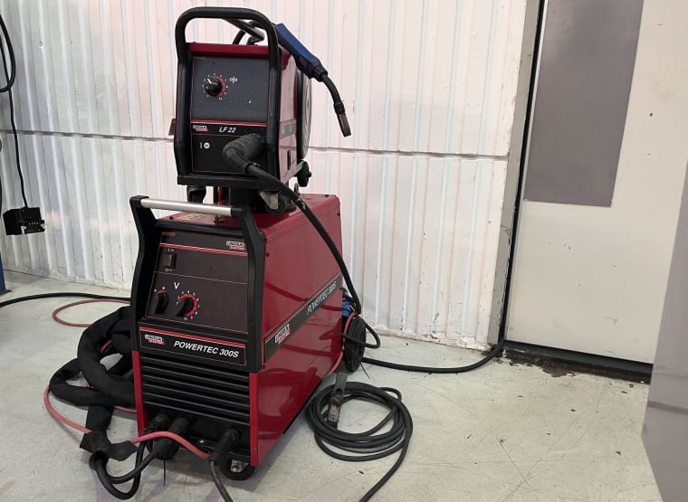 LINCOLN ELECTRIC PowerTec 300S Mobile Welding Unit