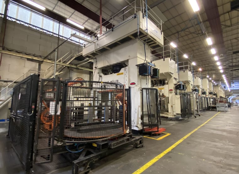 MÜLLER ZE 630 / ZE 400 Double Column Press line