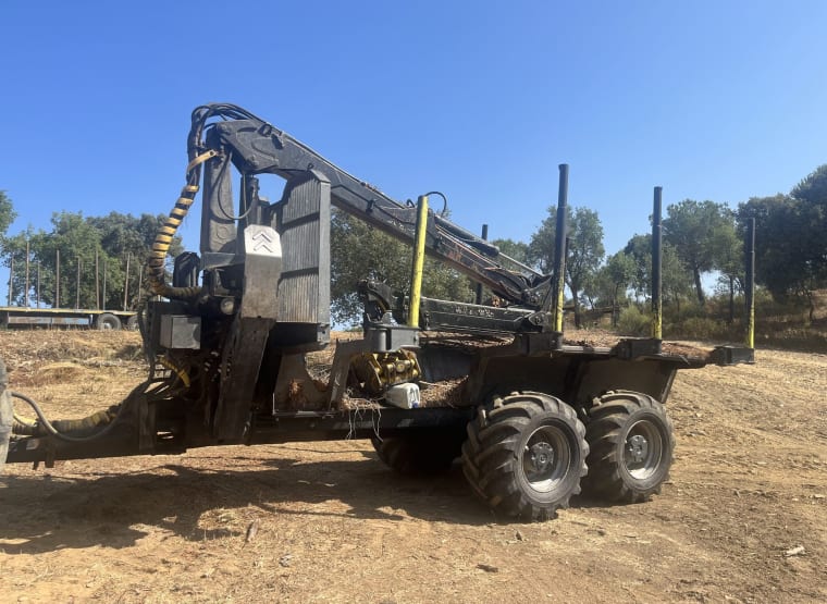 PALMS HMWD 3.2 L Forestry trailer with crane