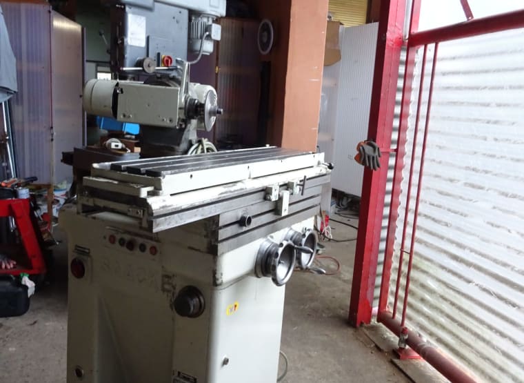 SAACKE UW Tool Grinding Machine