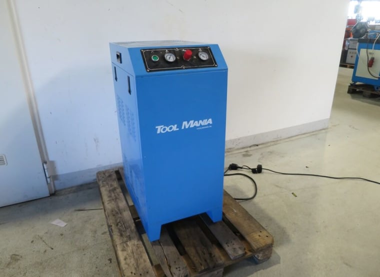 TOOL MANIA XLOF 1500T-B Kompressor