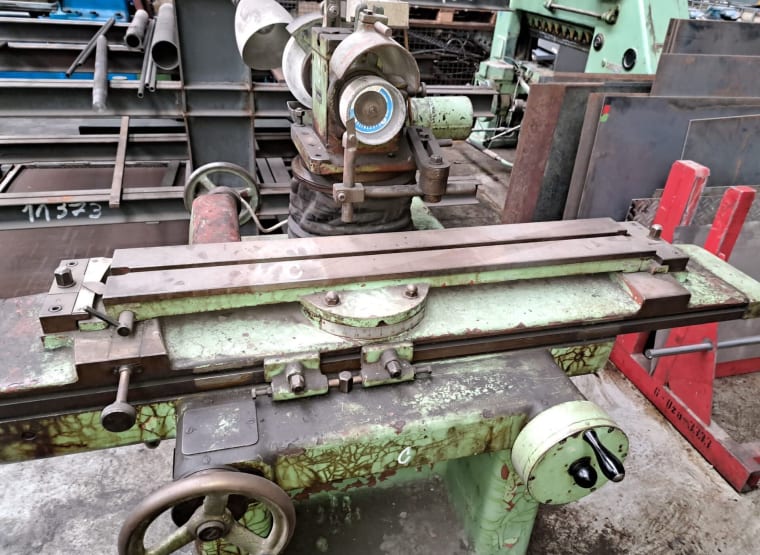 TOS BN 102 Tool Grinding Machine