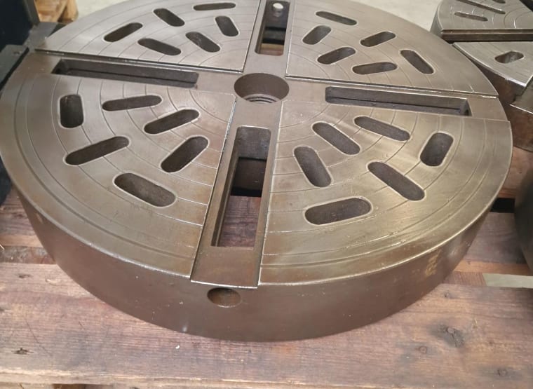 UNBEKANNT Ø 700 mm chuck