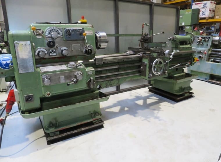 VDF H&H S 500 Center lathe