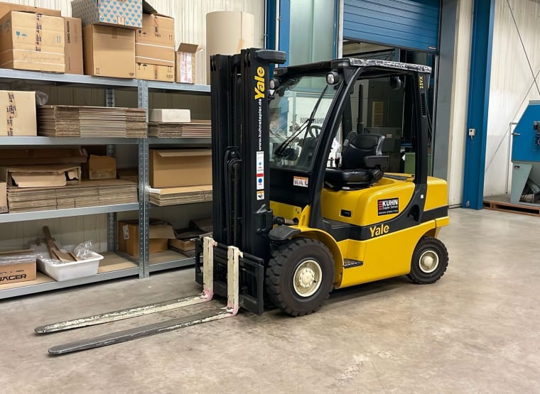 YALE Y ALE GDP 25 VX E 2170 diesel forklift truck