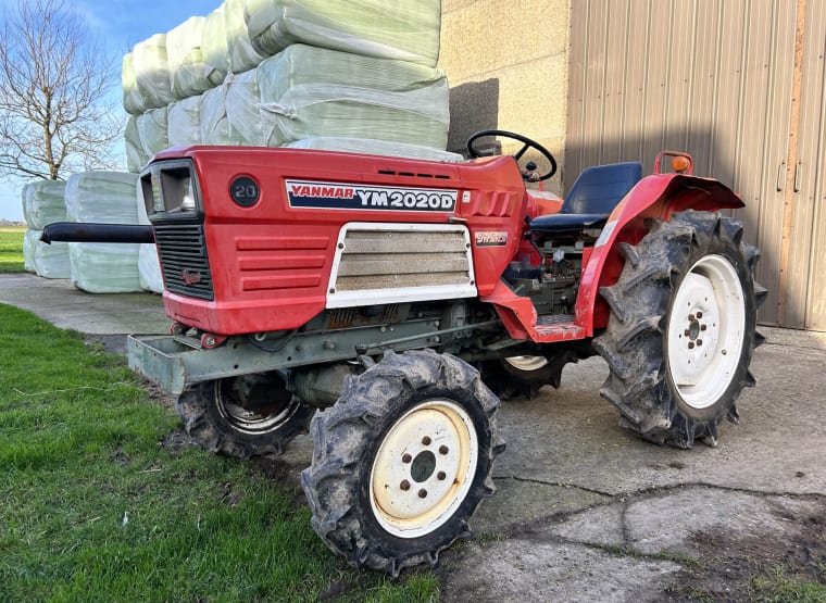 YANMAR YM2020D Tractor